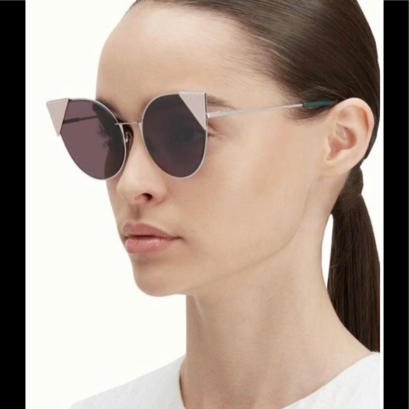 FENDI
Iridia Sunglasses FF 0190 Palladium Pink main image 4